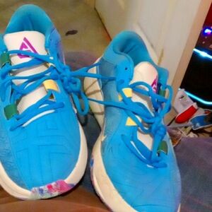 Baseball shoes Greek freak